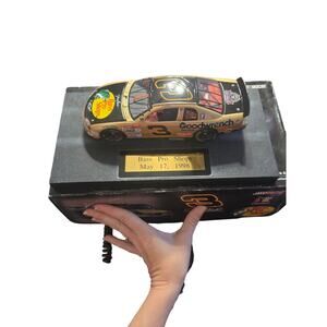 ​Dale Earnhardt #3 Bass Pro Shops Gold 1998 1:24 Diecast Motorsports Authentics